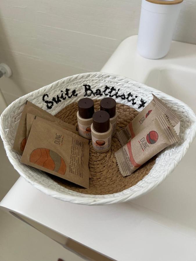 Suite Battisti 7 Lecce Bagian luar foto