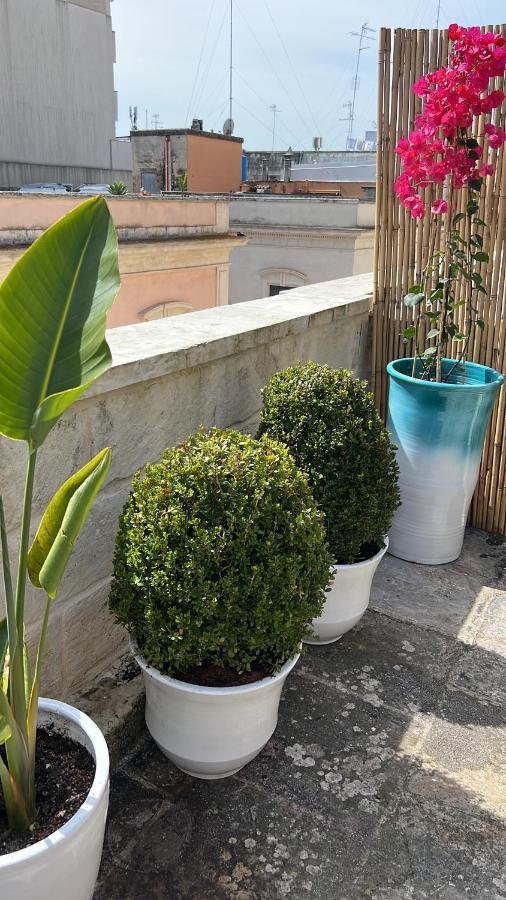 Suite Battisti 7 Lecce Bagian luar foto