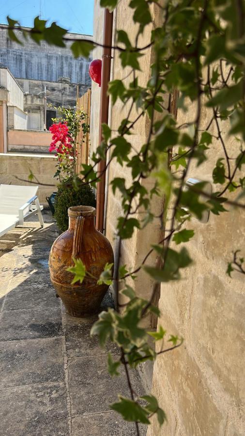 Suite Battisti 7 Lecce Bagian luar foto