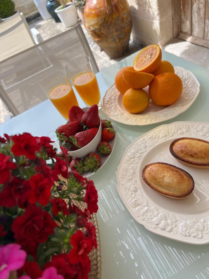 Suite Battisti 7 Lecce Bagian luar foto