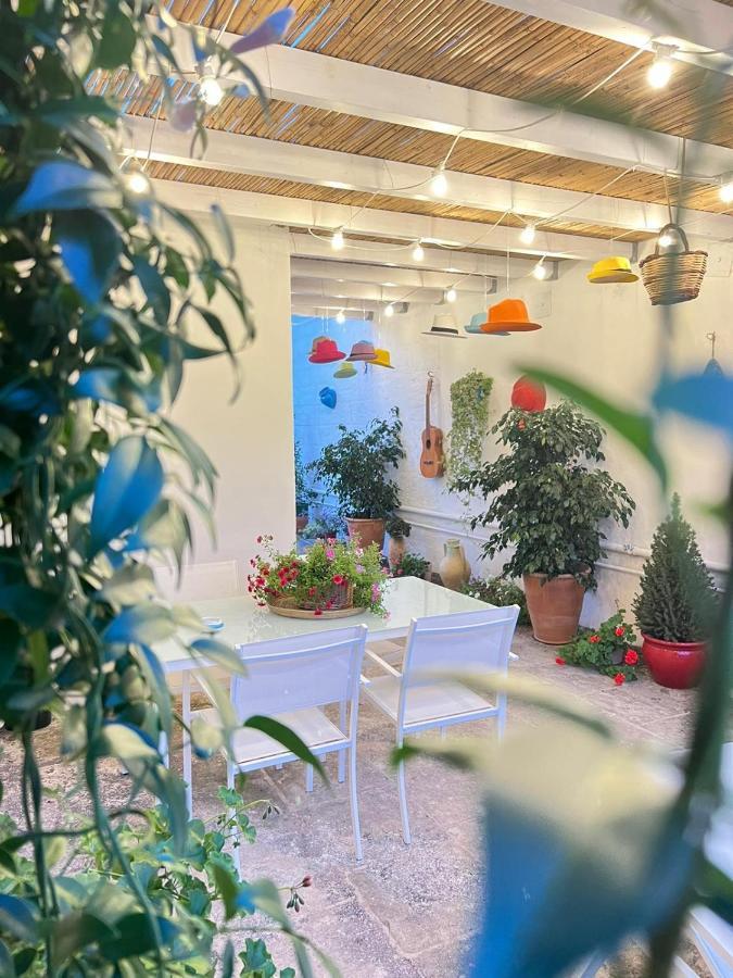 Suite Battisti 7 Lecce Bagian luar foto