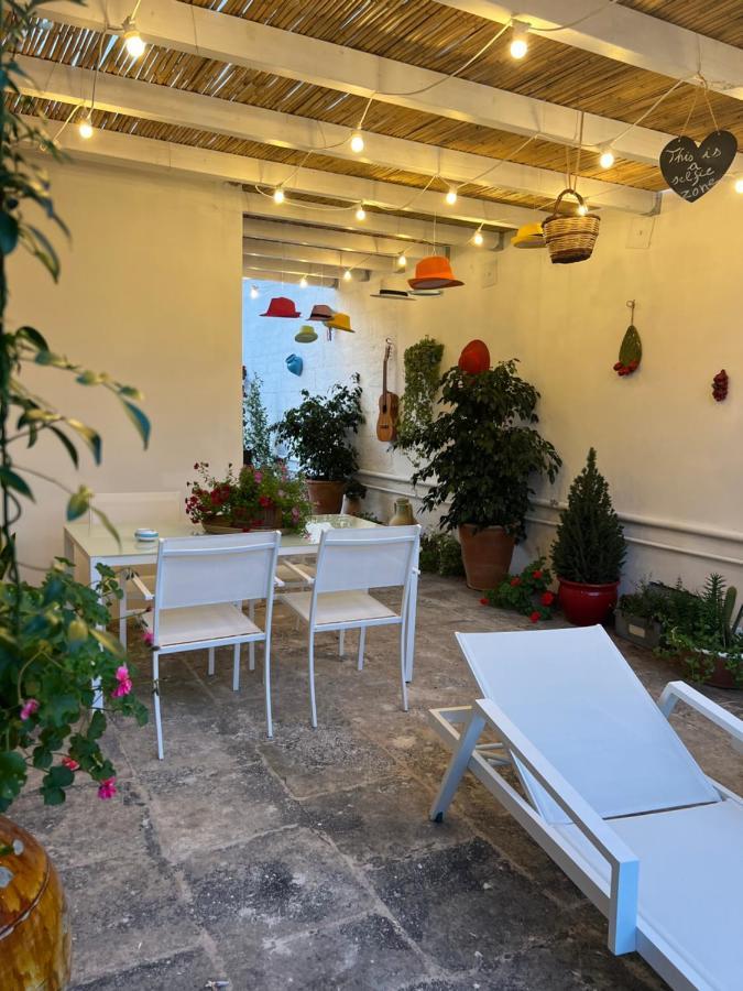 Suite Battisti 7 Lecce Bagian luar foto