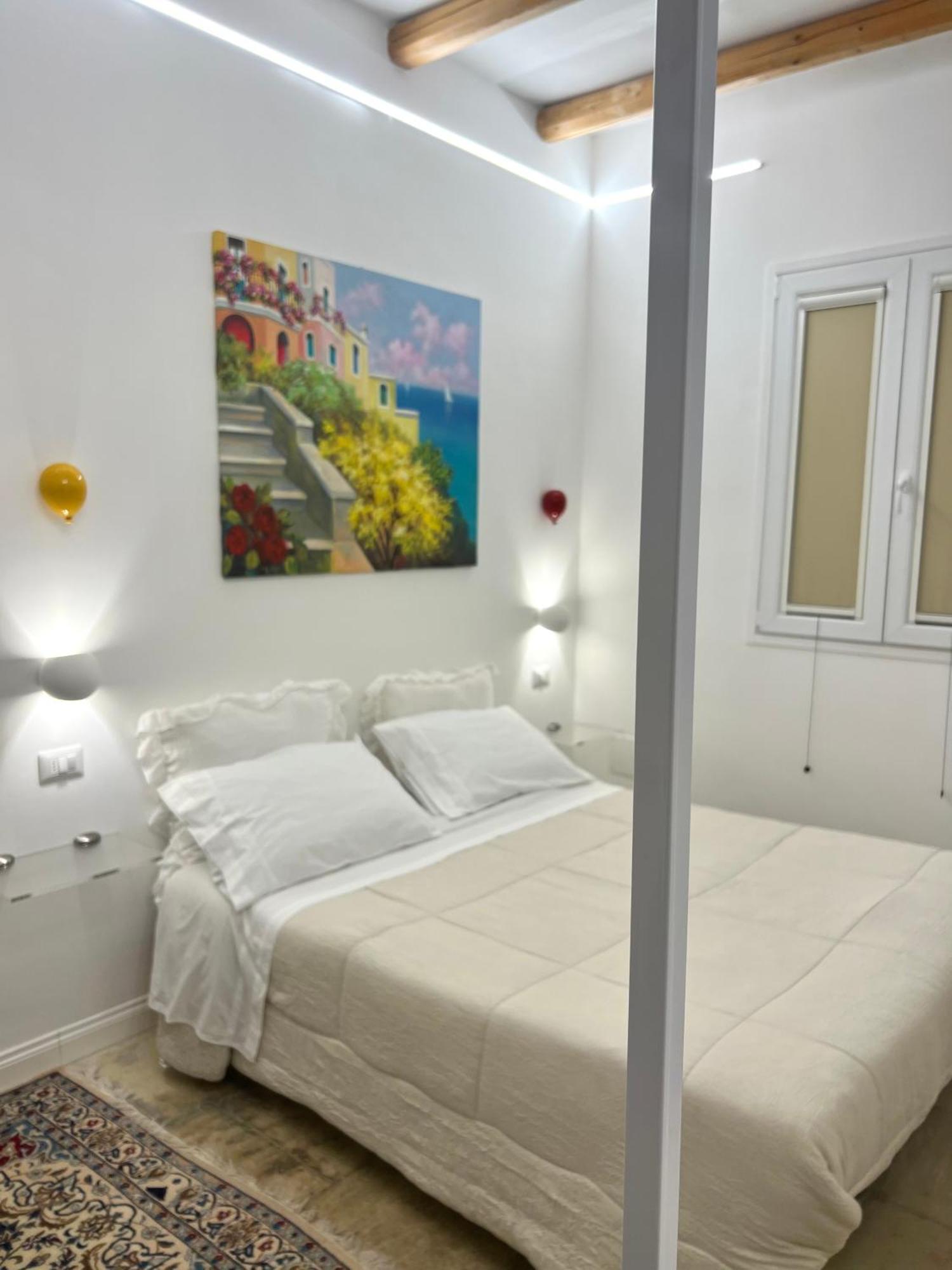 Suite Battisti 7 Lecce Bagian luar foto