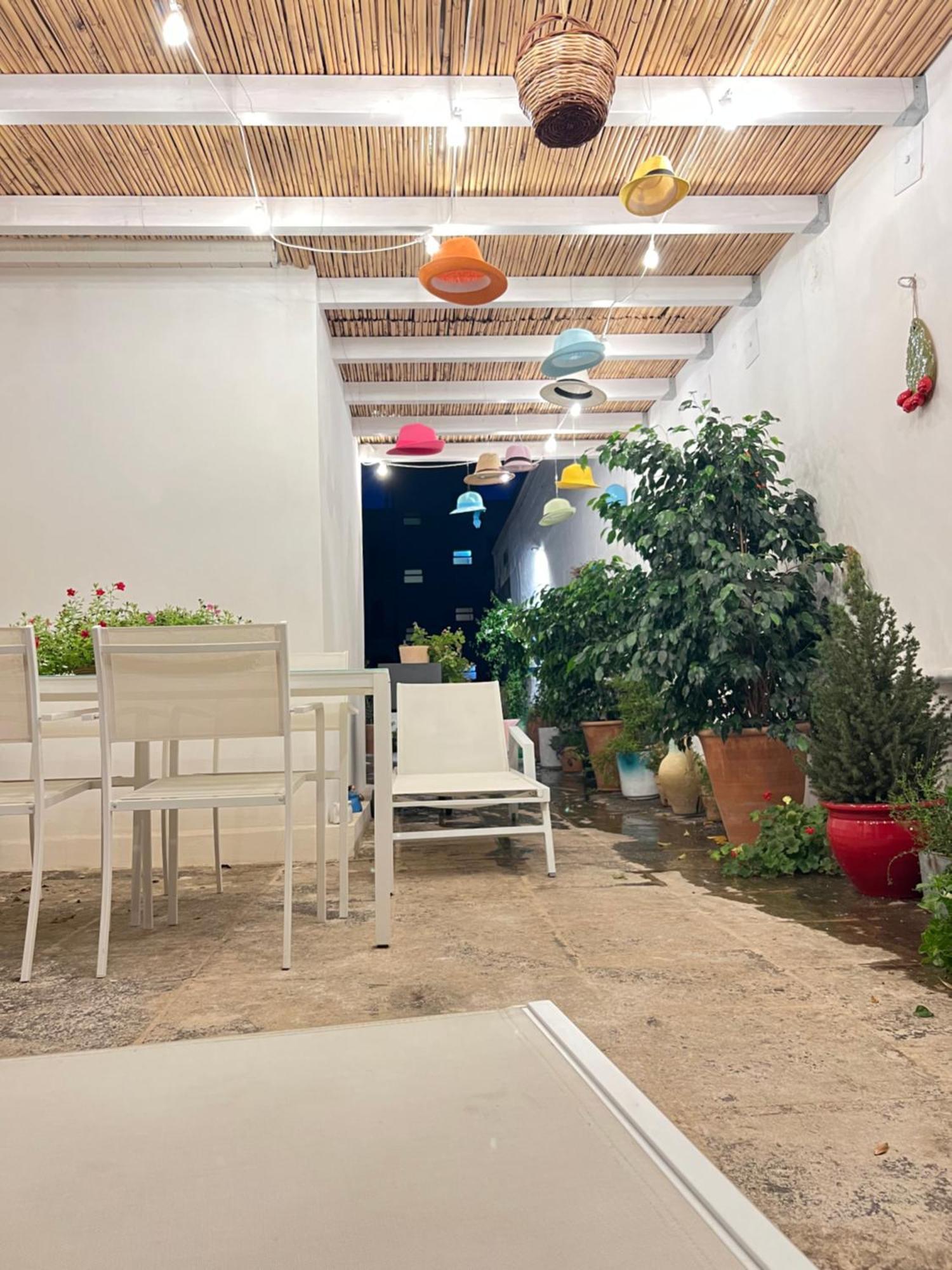 Suite Battisti 7 Lecce Bagian luar foto
