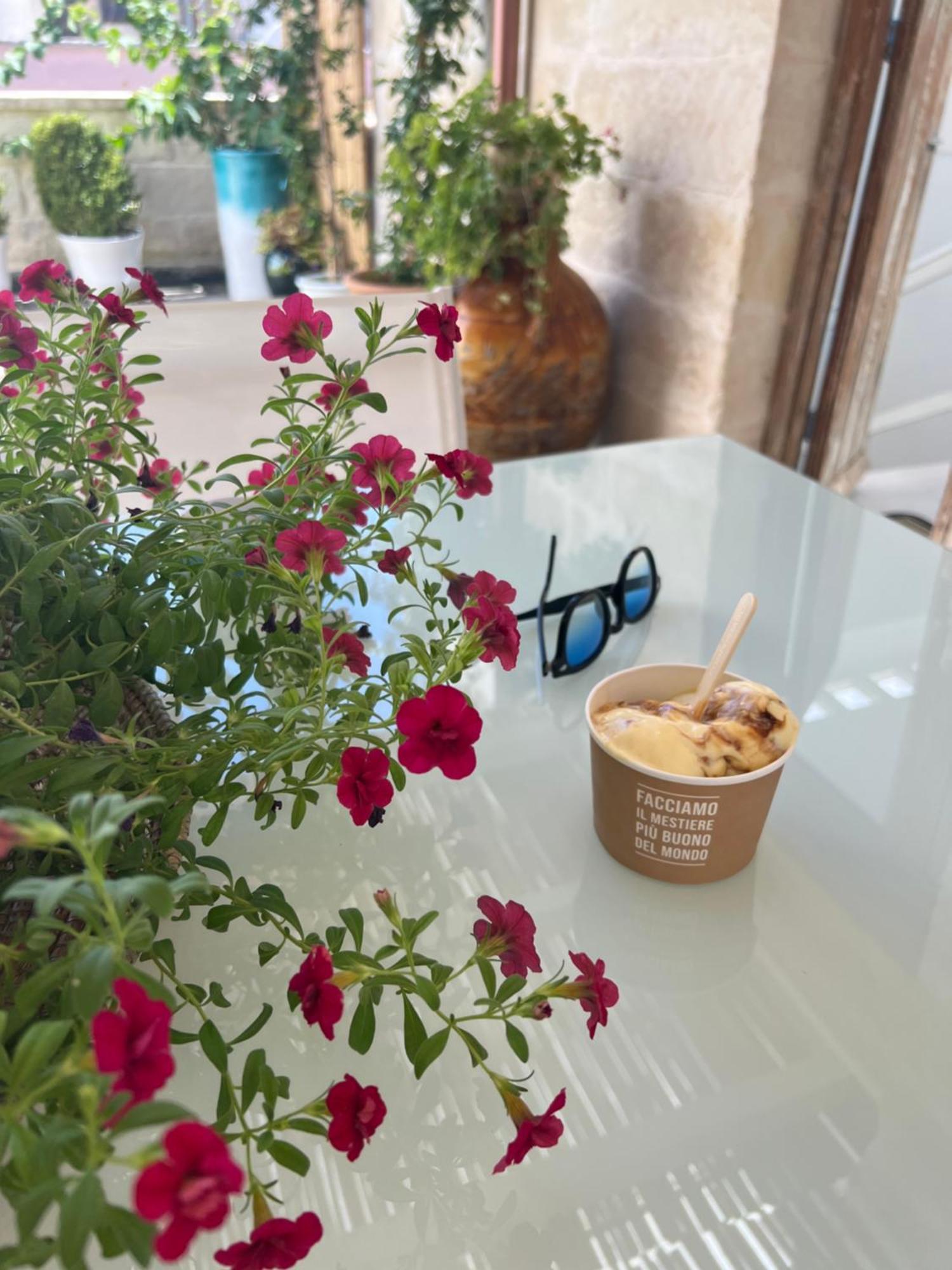 Suite Battisti 7 Lecce Bagian luar foto