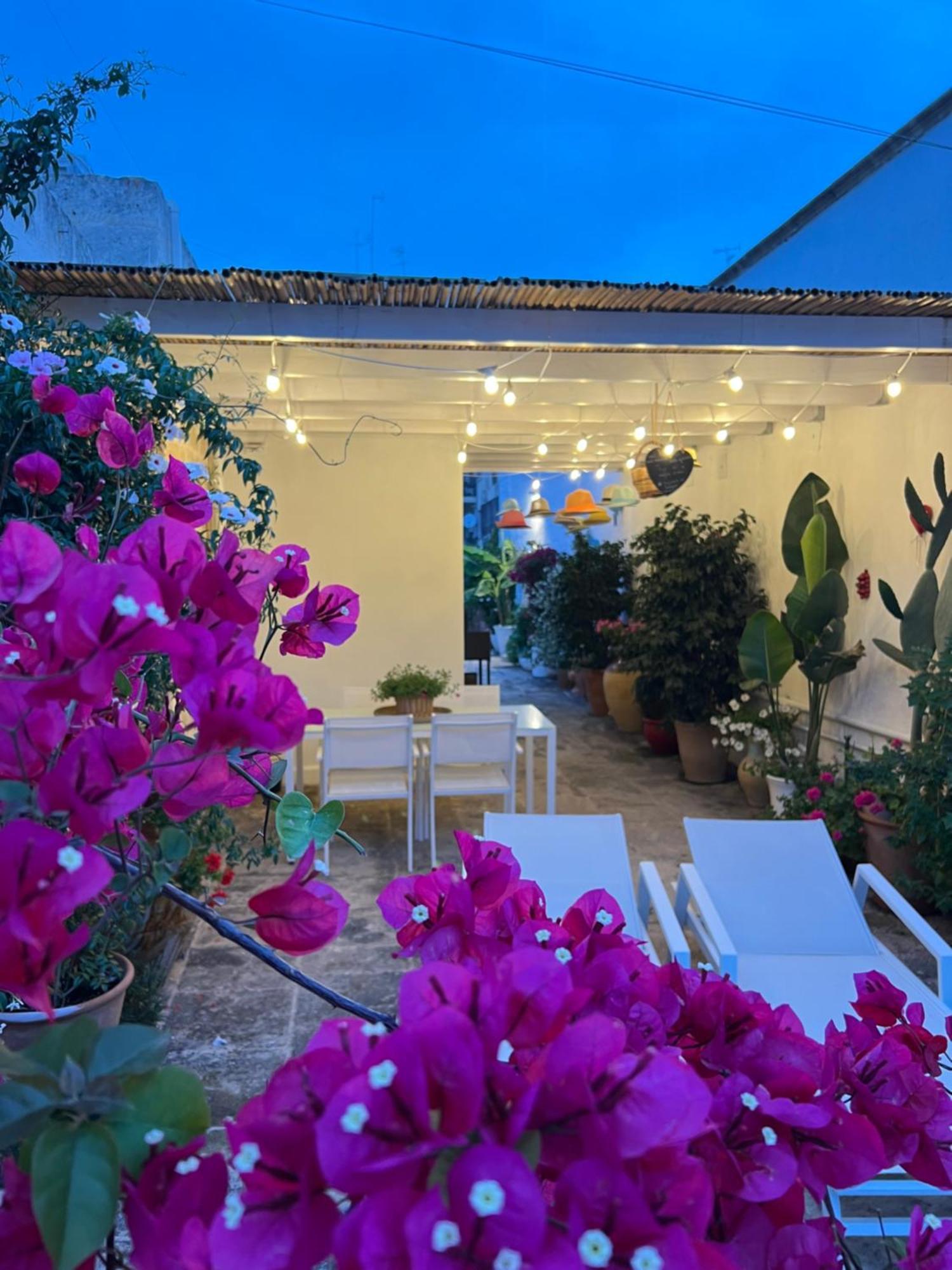 Suite Battisti 7 Lecce Bagian luar foto