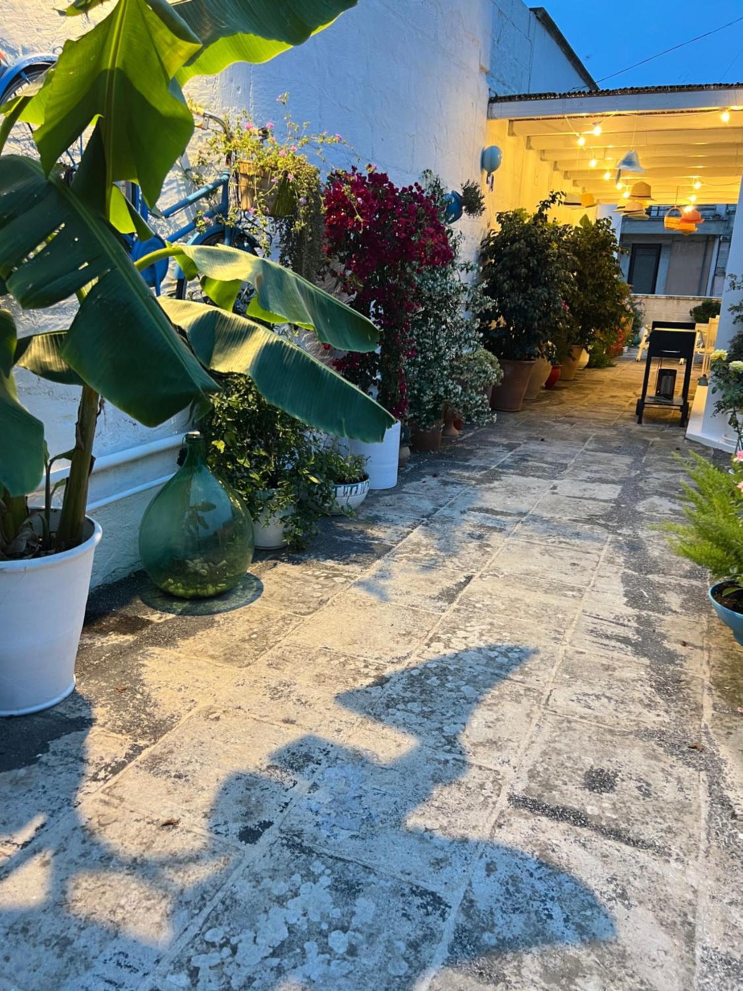 Suite Battisti 7 Lecce Bagian luar foto