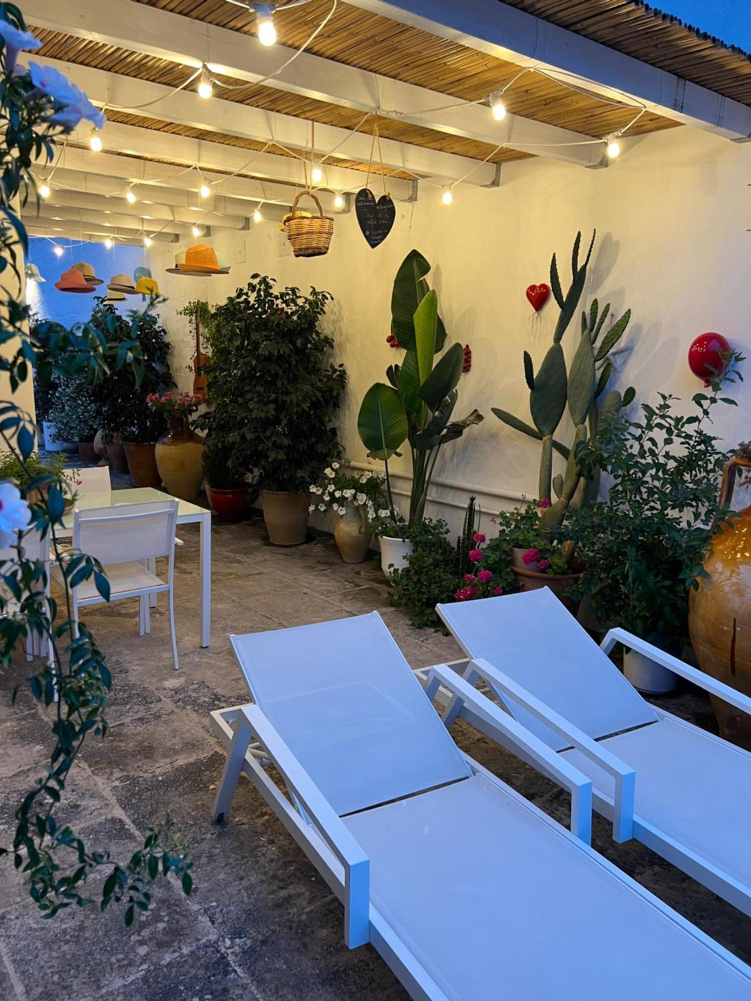 Suite Battisti 7 Lecce Bagian luar foto